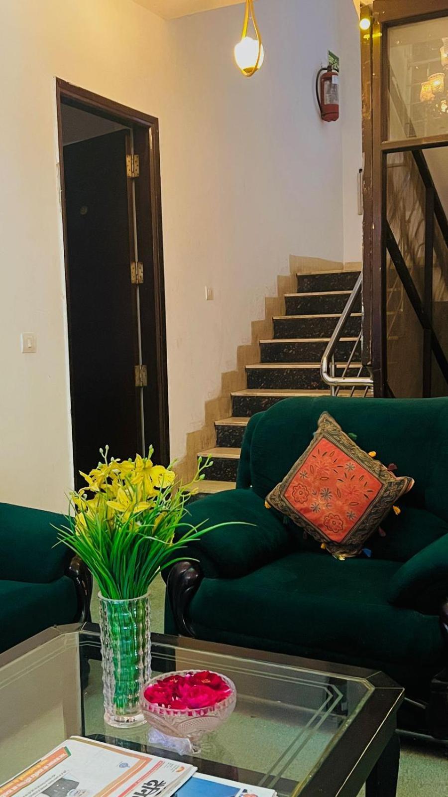 Hotel The Am Bliss Γκουργκάον Εξωτερικό φωτογραφία